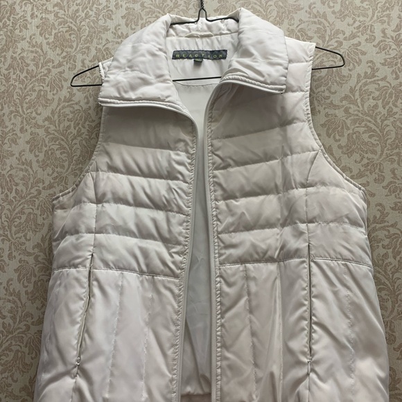 Kenneth Cole White Quilted Down Vest - Picture 2 of 5